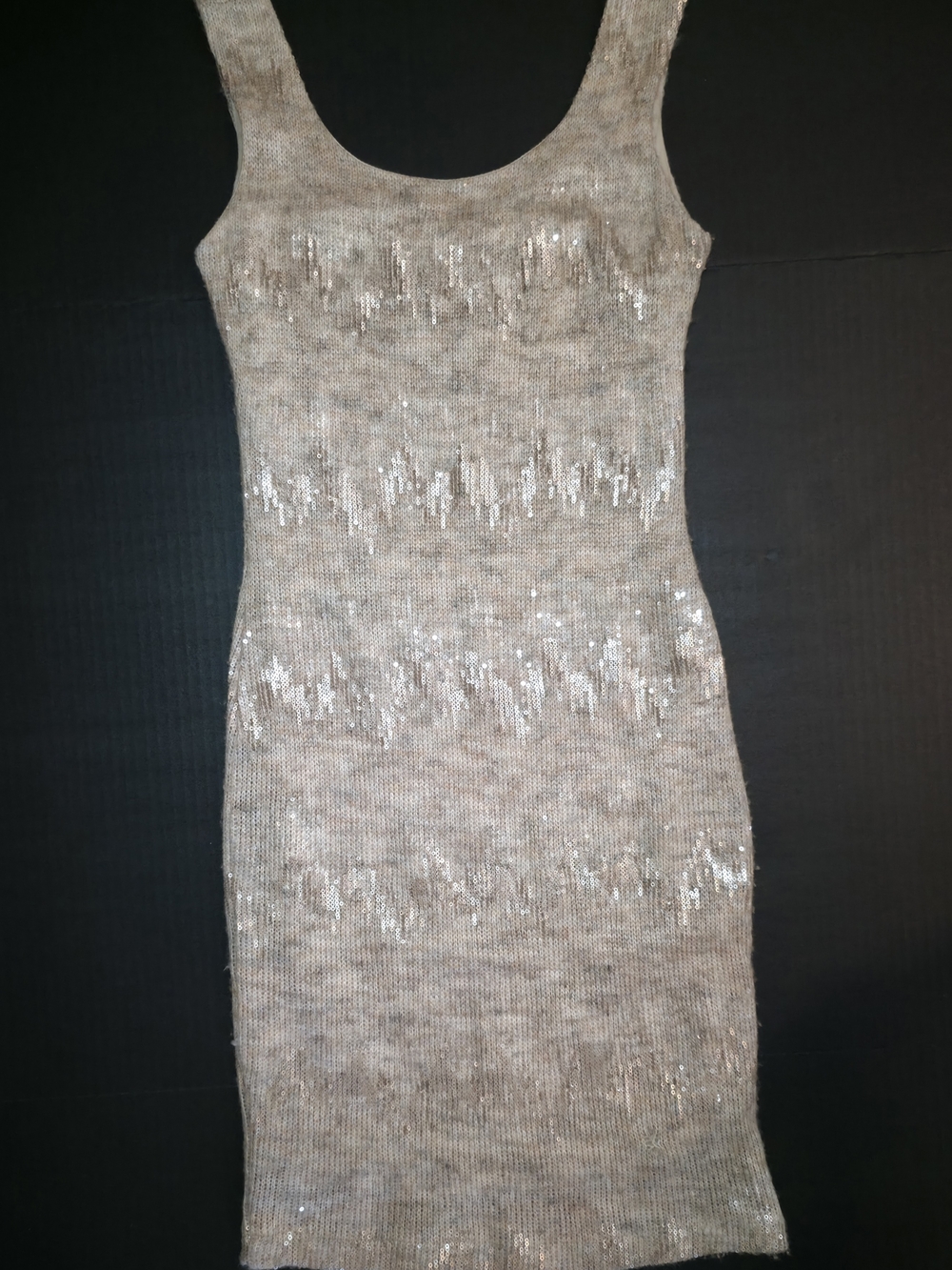 Golden Sequins Sleeveless Knit Mini dress  Bodycon New Year Party  Quiet Luxury